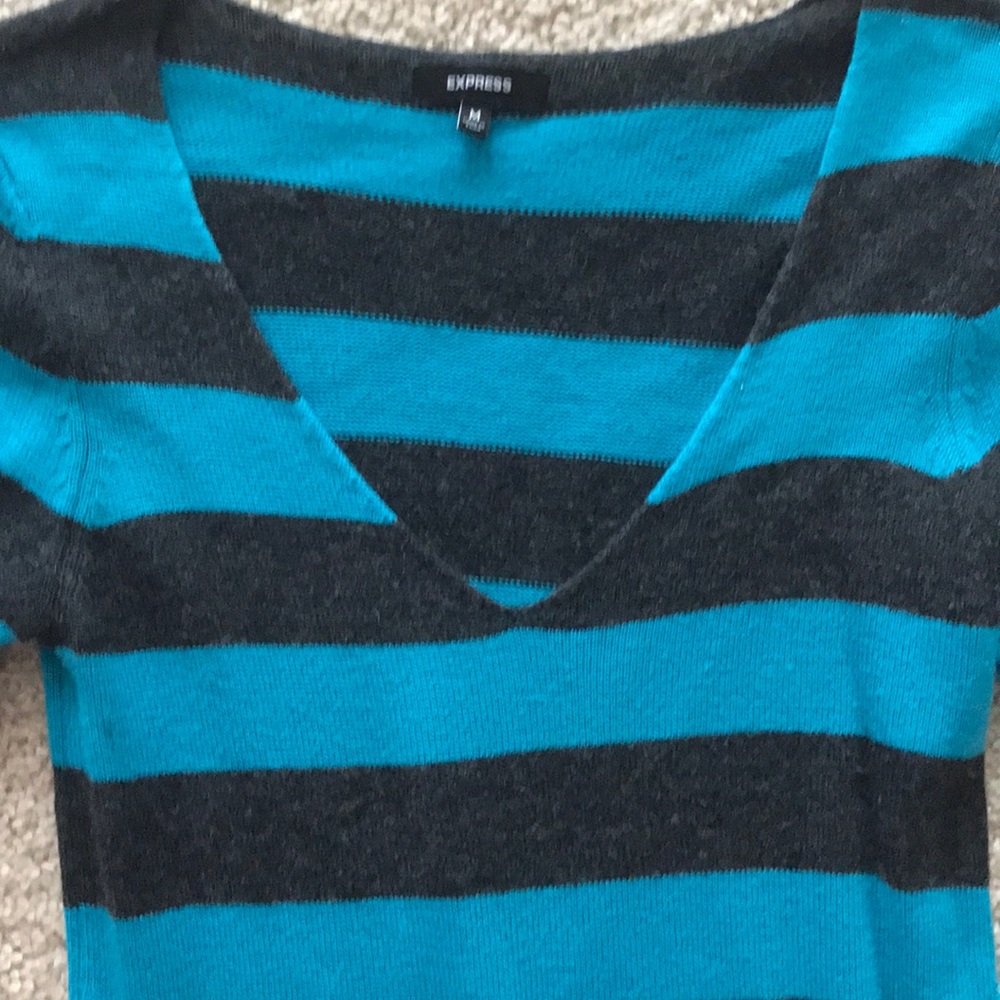 Tunic - Picture 2 of 3